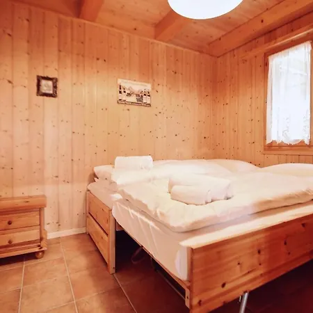Alpesi faház Typical Chalet In The Heart Of The Mountains *